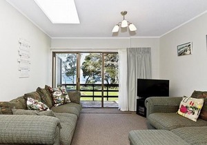 Beachside at Snells - Snells Beach Apartment
