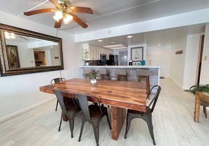 BEACHVIEW 102 - DIRECTLY ACROSS FROM THE BEACH!