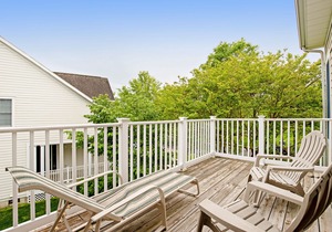 Bear Trap Dunes 2nd floor condo w/free WiFi, basketball court, and gym
