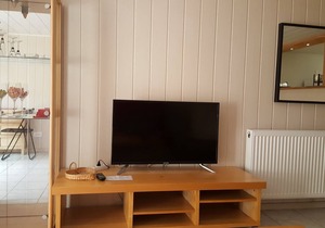 Beautiful studio 30 km from Paris in a suburban residence.