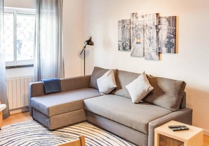Beautiful 1 bed apartment near the beach