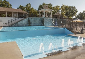 Beautiful 1 bedroom unit at resort, sleeps 4