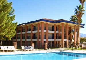 Beautiful 1 bedroom unit at resort, sleeps 4