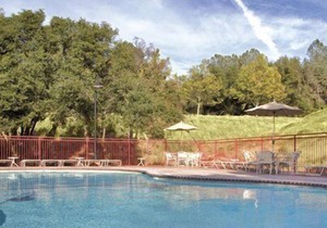 Beautiful 1 bedroom unit at resort, sleeps 4