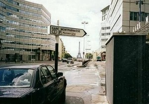 Beautiful 1 BR Suite with King-sized Bed Located Near Montparnasse Left Bank
