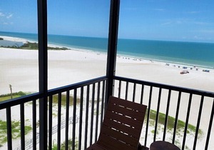 Beautiful 10TH Floor, Gulf-front Condo at Island Winds PERFECT FOR FAMILIES!.