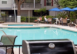 Beautiful 3 bedroom unit at resort, sleeps 8