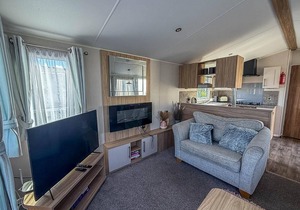 Beautiful 6 berth caravan, nearby beach in Suffolk ref 68016BS