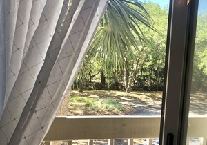 BEAUTIFUL AND SPACIOUS 2BR COURTSIDE VILLA! NEWLY UPDATED KITCHEN 2022.