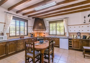 Beautiful and spacious semi-detached house with heated outdoor pool and solar panels.