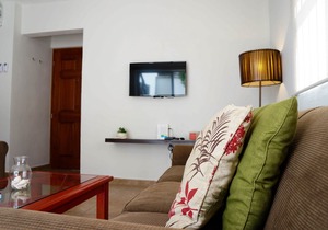 Beautiful apartment 10min walk to the marina!
