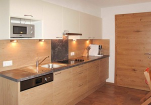 Beautiful apartment for 4 people with WIFI, TV, balcony and parking