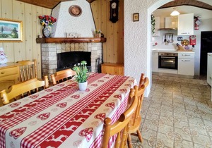 Beautiful apartment for 7 guests with WIFI, TV, patio, pets allowed and parking