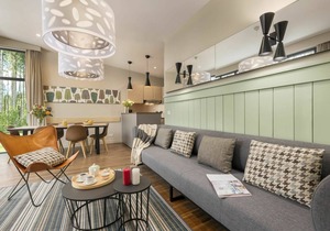 Beautiful apartment in villa for 4 people with WIFI, pool, hot tub, TV and terrace