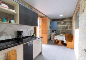 Beautiful Apartment In A Arnoia