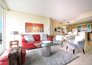 Beautiful Asian retreat 2bd/2bth Apt. min to beach