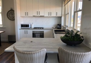 Beautiful Bar Beach - Stunning Apartment