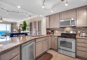 Beautiful Beachfront Property!2 Bdrm/2 Ba, Cov. Parking, Unit 802