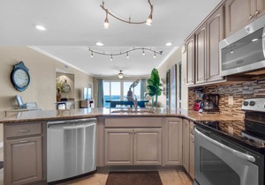 Beautiful Beachfront Property!2 Bdrm/2 Ba, Cov. Parking, Unit 802