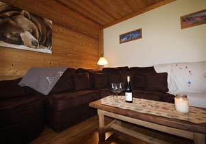 Beautiful bright apt at 2 steps from the slopes