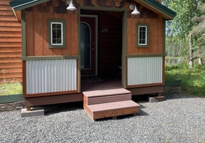 Beautiful Cabin with Mountain & Lake View/ a Perfect Couples Getaway