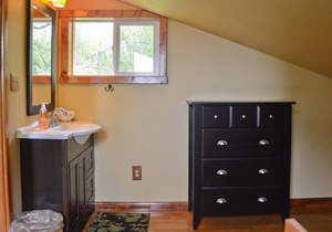 Beautiful Cabin with Mountain & Lake View/ a Perfect Couples Getaway