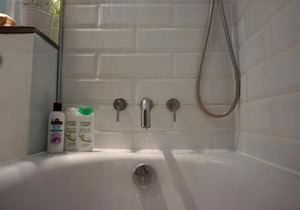 Beautiful Canalside 1-Bedroom Flat with Terrace