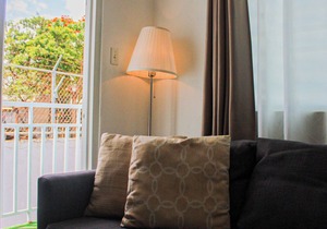 Beautiful Chandeliers, Cozy & Enjoyable Studio - Balcony/FREE WIFI - 202