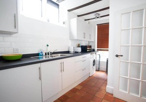 Beautiful Cheltenham Townhouse, Private Parking