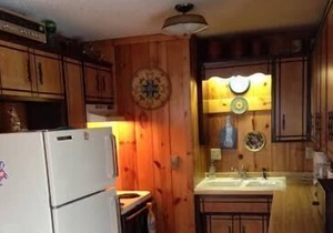Beautiful, Comfy, Rustic Ski Chalet Steps From Ski Brule Mountain (Right Side)
