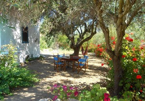 Beautiful country home on Syros island, Greece