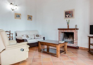 Beautiful Holiday Home “Cortijo El Refugio 3” with Garden, Terrace