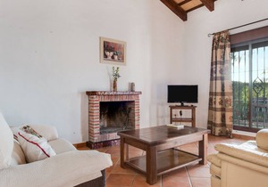 Beautiful Holiday Home “Cortijo El Refugio 3” with Garden, Terrace