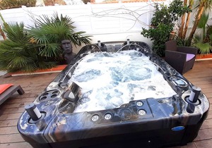 Beautiful freestanding villa jacuzzi Grau d'Agde