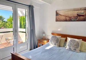 Beautiful Family Villa with Private Pool and Garden near to Binibeca Beach