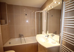 Beautiful apartment with sea view in Mandelieu