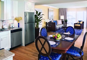 Beautiful Hilton Resort Close to Disney & Sea World, but quiet, kid-friendly