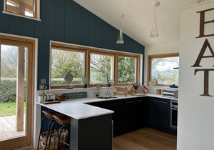 Beautiful holiday home, just a walk away from Talland beach.