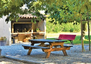 Beautiful home in Raphèle-lès-Arles