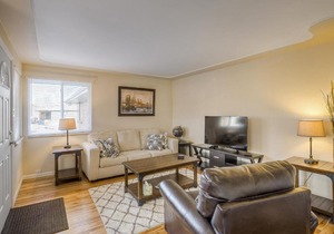 Beautiful home, easy access to everything!
