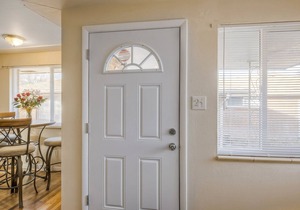 Beautiful home, easy access to everything!