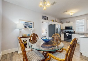 Beautiful home in a gated community w/porches & shared pool/hot tub