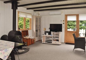 Beautiful home in Bogense with kitchen