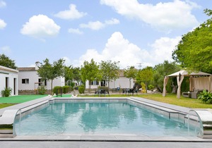 Beautiful home in El Coronil with WiFi