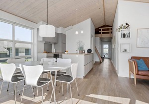 Beautiful home in Faaborg with sauna