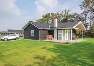 Beautiful home in Haderslev with WiFi