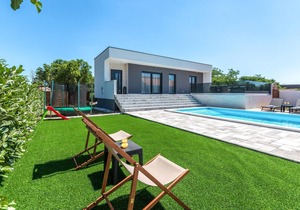 Beautiful home in Rastane Donje