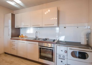 Beautiful home in Imotski with kitchen