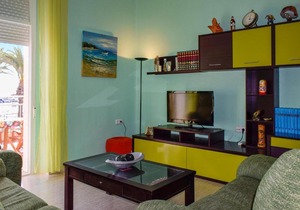 Beautiful home in Los Alczares with 3 Bedrooms and Internet