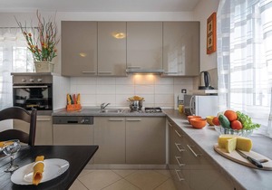 Beautiful home in Loborika with WiFi